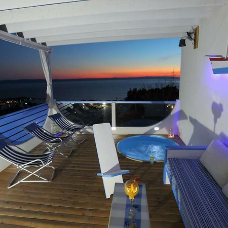 מאקרסקה Apartments Rustica מראה חיצוני תמונה