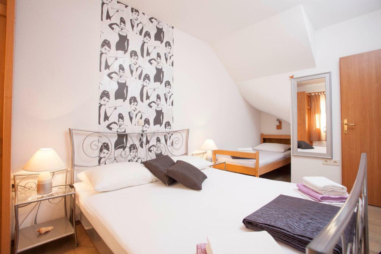 מאקרסקה Apartments Rustica מראה חיצוני תמונה
